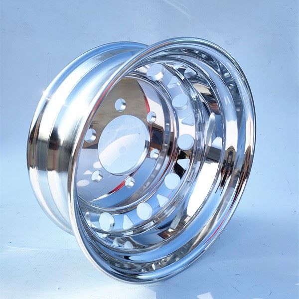 19.5 Polished Aluminum Truck Wheels